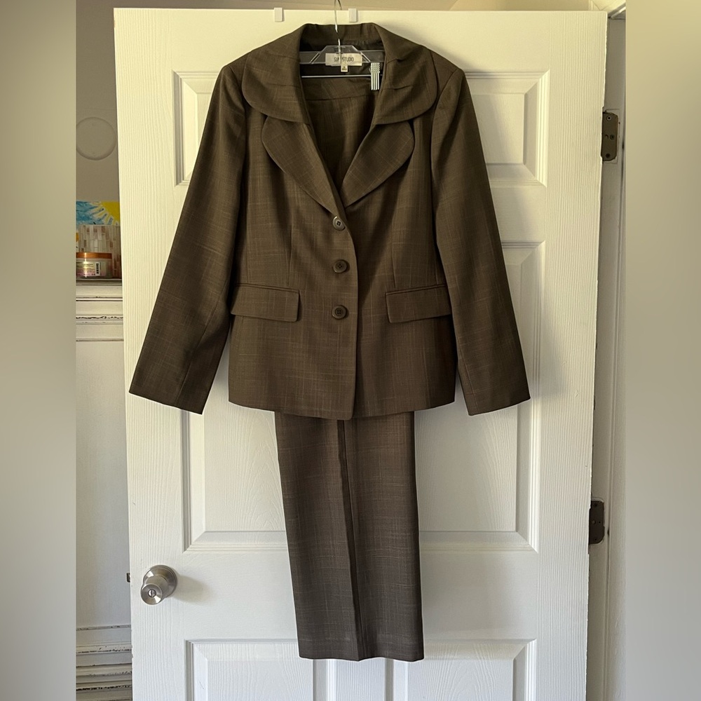 Suit, pants and jacket, women’s size 14